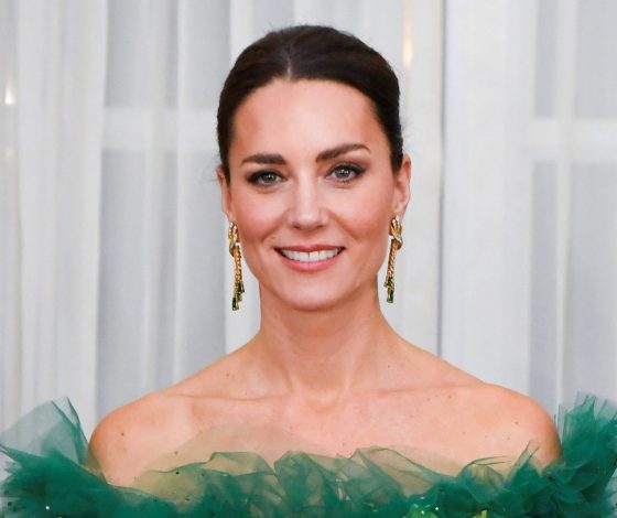 Золушка уже не та: Кейт Миддлтон примерила идеальное бальное платье