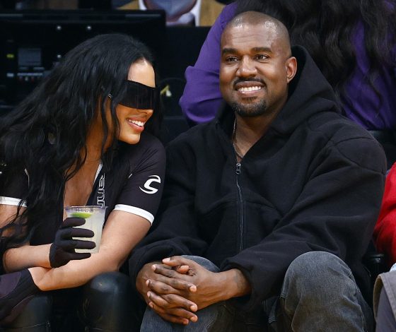 Лучшая месть: Канье Уэст обнимается с двойником Ким Кардашьян на глазах у всего стадиона