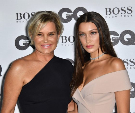 Белла Хадид трогательно поздравила маму с днем рождения