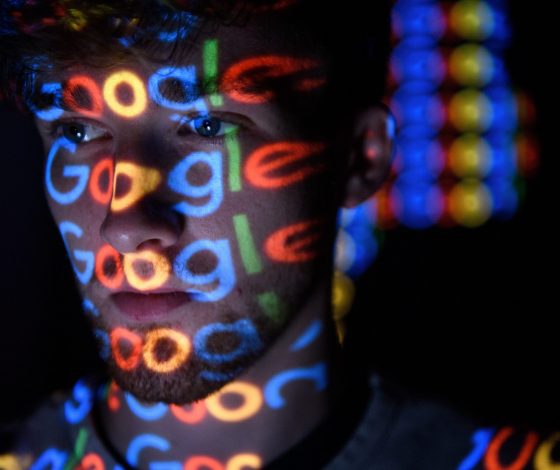 Союз журналистов России призвал власти принять меры в отношении Google и YouTube за цензуру СМИ РФ