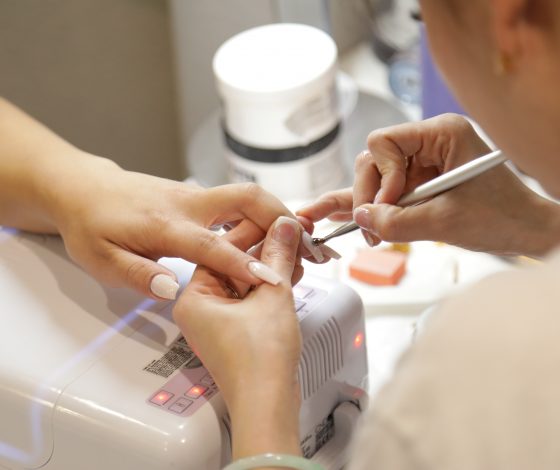 Больше 20% салонов красоты и бьюти-студий могут закрыться в ближайшее время