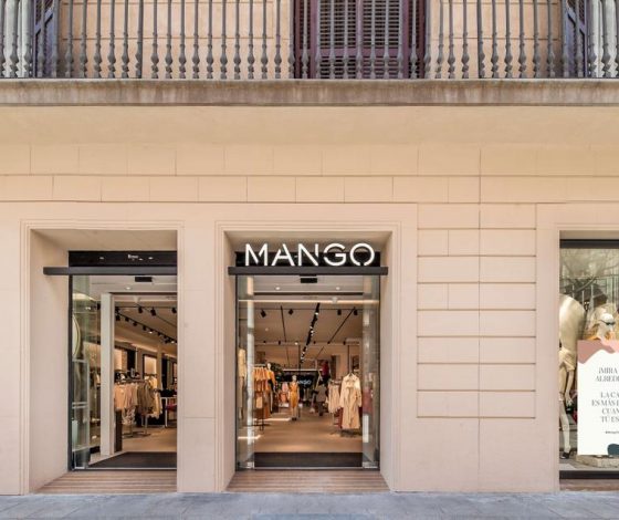СМИ: испанский бренд одежды Mango окончательно уходит из России
