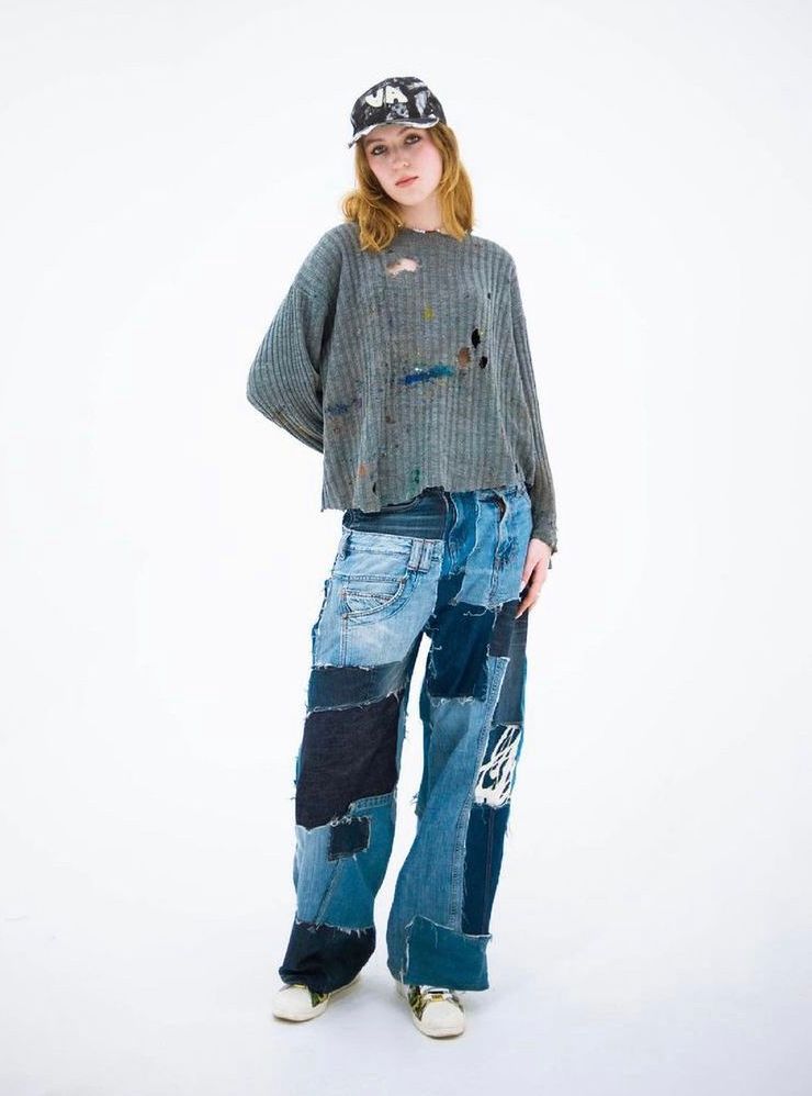Курт кобейн в кардигане. Vinwees джинсы. Джинсы курта. Джинсы курта. Levis 501 kurt cobain.