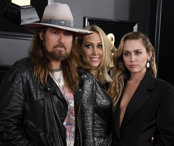 Родители Майли Сайрус разводятся после 28 лет брака