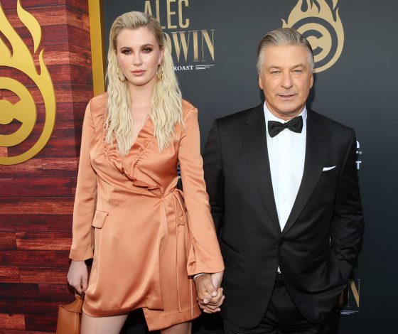 Дочь Алека Болдуина заявила, что ее изнасиловали: «Я никогда никому не говорила об этом»