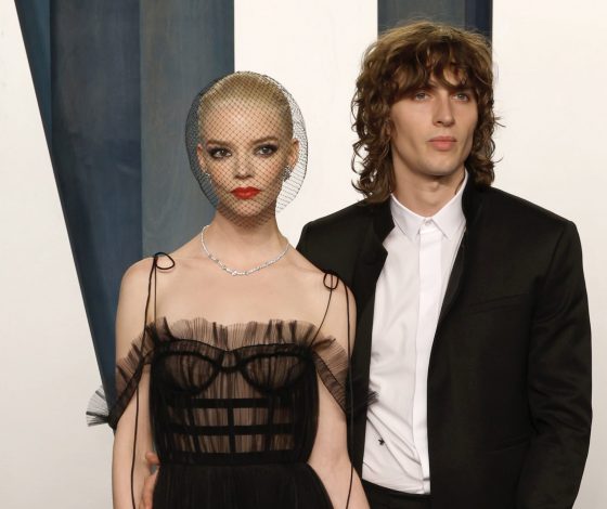 СМИ: Аня Тейлор-Джой и ее возлюбленный планируют устроить грандиозную свадьбу