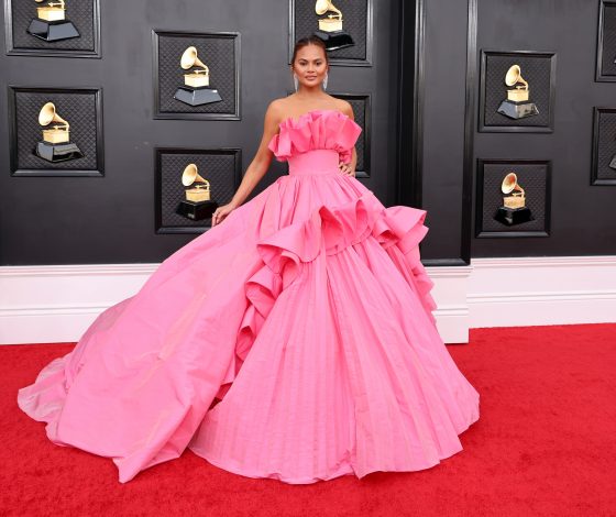 «Нью-йоркский розовый» - главный цвет ковровых дорожек в этом году