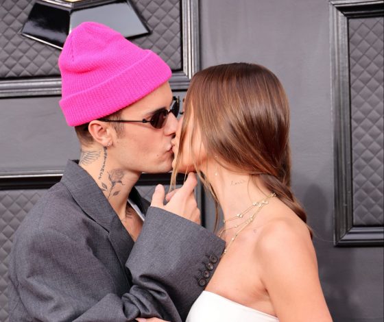 Поцелуй Джастина и Хейли Бибер — самое милое, что вы увидите за сегодня