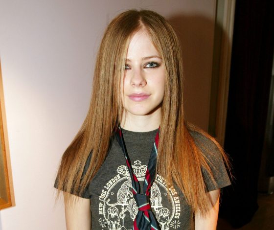 Назад в прошлое: как сейчас выглядит звезда нулевых Аврил Лавин?