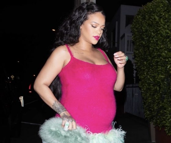 Цифра дня: сколько стоит самое короткое платье Рианны