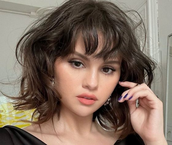 Поклонники не узнали Селену Гомес на снимках папарацци