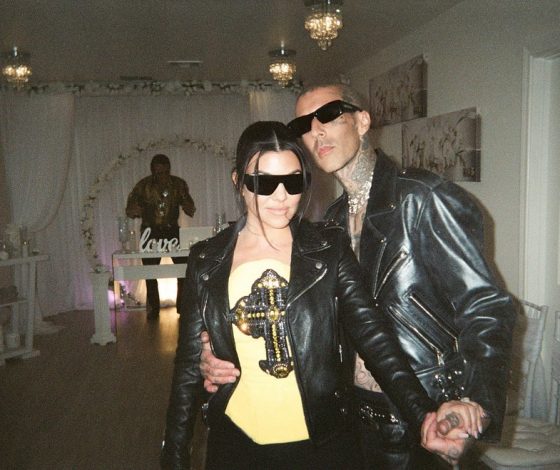 Все произошло спонтанно: какой была свадьба Кортни Кардашьян и Трэвиса Баркера в Лас-Вегасе