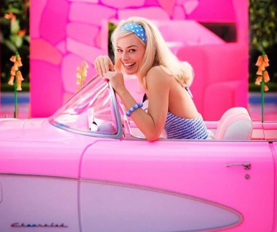 Первые кадры Марго Робби со съемок фильма «Барби» с Райаном Гослингом