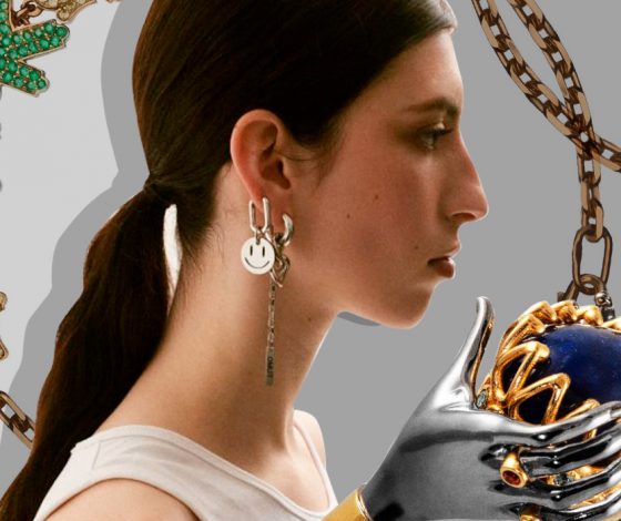 Печатки с дерзкими фразами и цепи-портупеи: 12 российских ювелирных брендов, об украшениях которых мы мечтаем