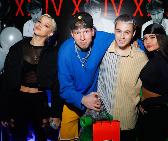 Воссоединение Юли Гаврилиной и Дани Милохина, поцелуи Виталия Андреева и Кристи Крайм и другие подробности дня рождения Паши Дворецкого