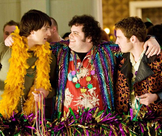 Парни-зумеры стали звездами соцсетей, пробуя женские хобби