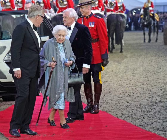 Первое мероприятие в честь юбилея правления Елизаветы II (Спойлер: поздравить королеву приехал даже Том Круз)