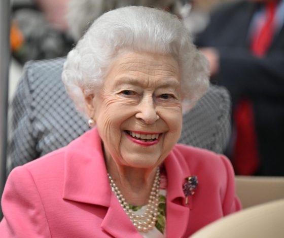 Преемник Елизаветы II? Королева передала часть обязанностей принцу Чарльзу