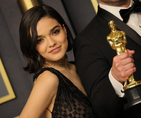 Рэйчел Зеглер откровенно рассказала, что в юности у нее было подозрение на рак груди