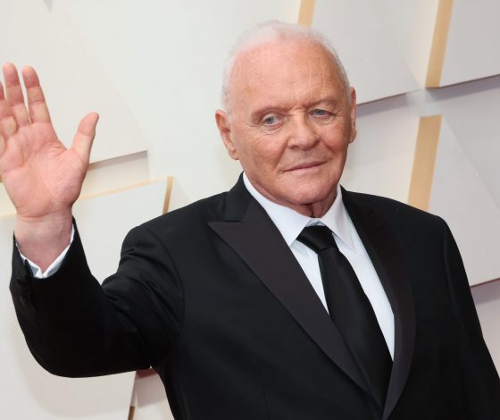 Энтони Хопкинс рассказал о борьбе с алкоголизмом: «Я мог убить»