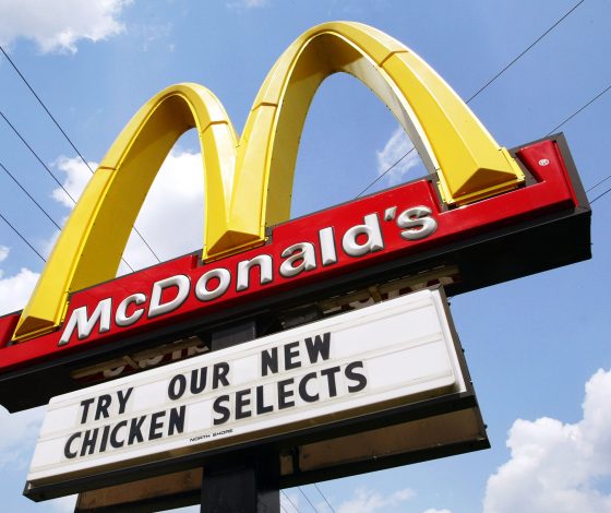 McDonald's полностью уходит с российского рынка