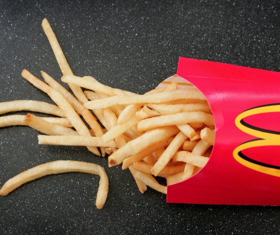 Пресс-служба McDonald's опровергла слухи о новом названии «Доминис»