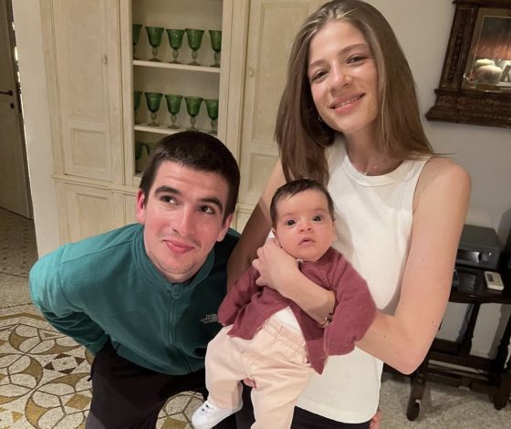 Федук и Саша Новикова показали маленькую дочь