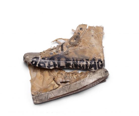 Новая коллекция состаренных кед Balenciaga, в которых можно ходить всю жизнь