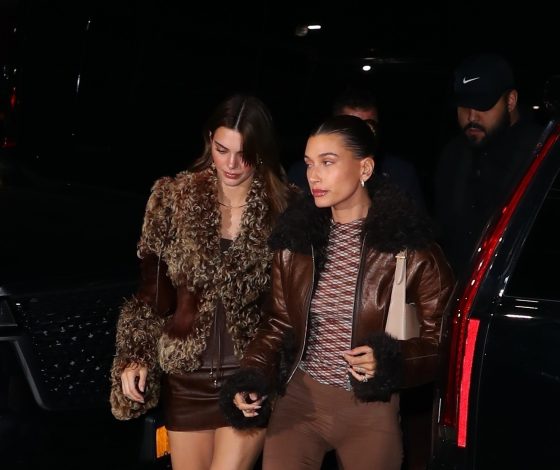 Вернули 90-е: Кендалл Дженнер и Хейли Бибер в парных образах