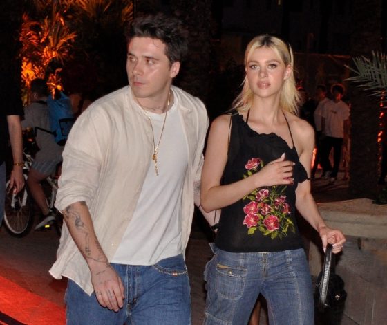 Парные образы в стиле 90-х: семейный выход Бруклина Бекхэма и Николы Пельтц