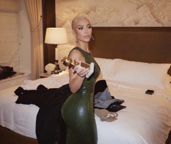 Ким Кардашьян надела еще одно культовое платье Мэрилин Монро