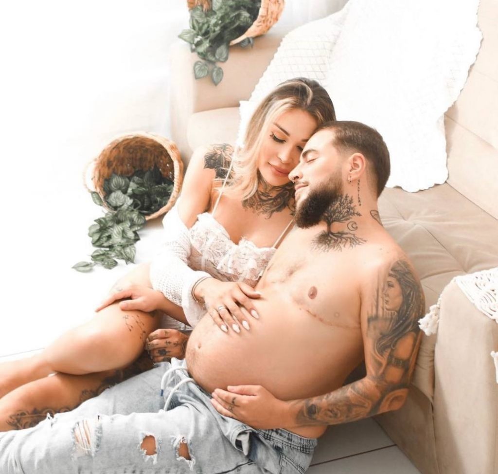 Descubrir 35+ imagen беременный мужчина calvin klein