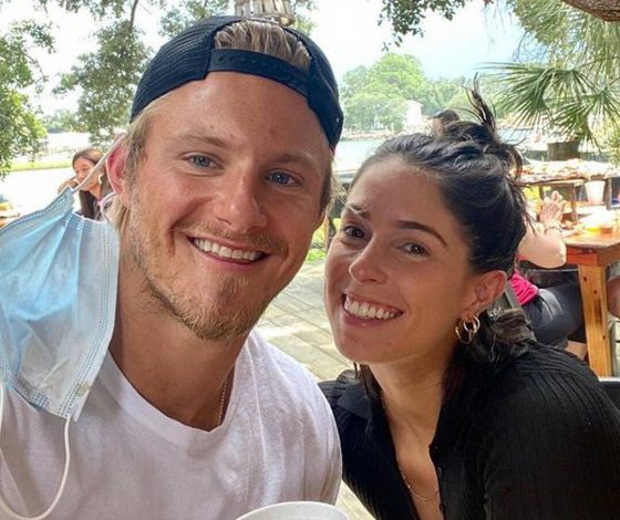 «Сила этой женщины каждый раз поражает меня»: актер «Голодных игр» поделился своей семейной трагедией. Его жена пережила 3 выкидыша