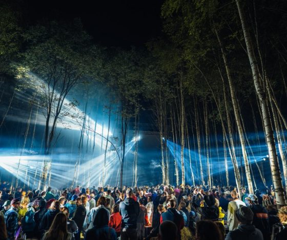 Летние фестивали: гид по мероприятиям, которые точно состоятся