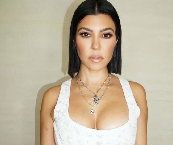 Беременная Кортни Кардашьян снялась обнаженной