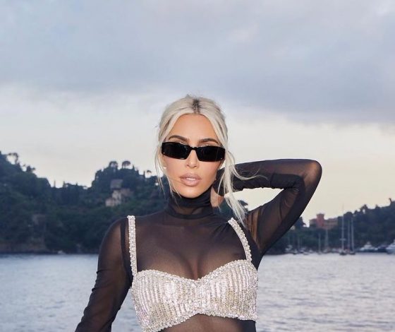 Инициалы бойфренда на ногтях: новый тренд маникюра от Ким Кардашьян и Джей Ло