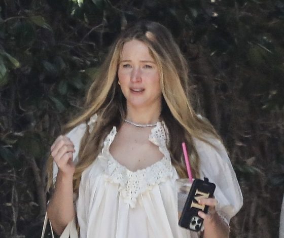 Спустя несколько месяцев после родов: как сейчас выглядит Дженнифер Лоуренс