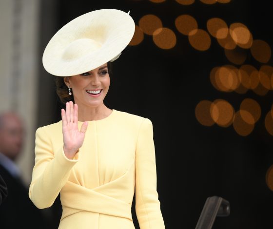 Сама элегантность: Кейт Миддлтон затмила Меган Маркл