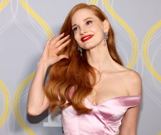 Сама элегантность: Джессика Честейн показала идеальное платье для красной дорожки