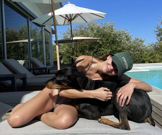 Королева стритстайла: Кендалл Дженнер отправилась за покупками в привычном образе