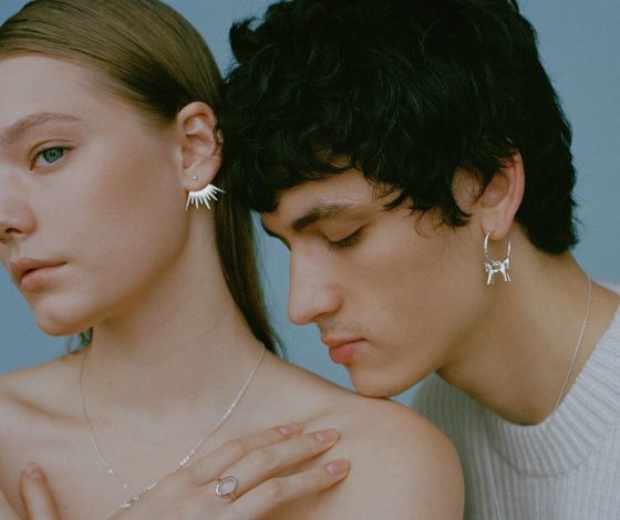 Украшения на свадьбу: где купить идеальные серьги, колье и браслеты