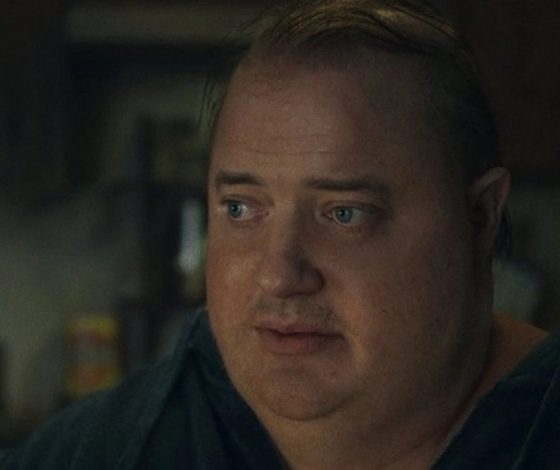 Невероятное перевоплощение: Брендан Фрейзер весит 300 килограммов на первом кадре фильма «Кит»