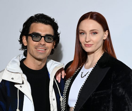 Софи Тернер и Джо Джонас впервые вышли на публику после рождения второго ребенка