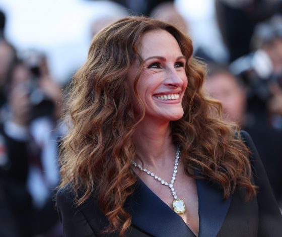 Джулия Робертс опубликовала пикантный снимок с мужем в честь годовщины свадьбы