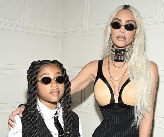 Вот это прокол: Ким Кардашьян и ее дочь Норт возвращают моду на пирсинг