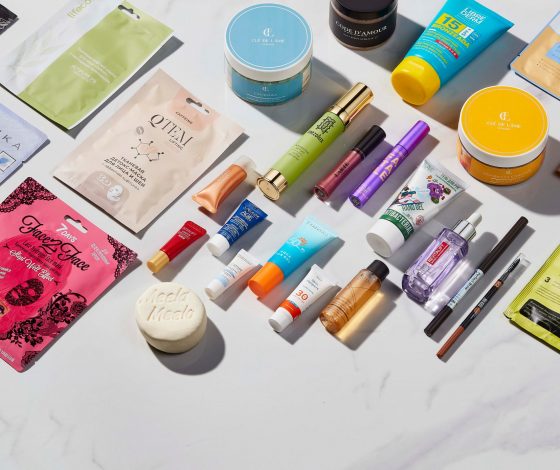 Без фильтров: PEOPLETALK выпустил первый бьюти-бокс, который заменит маски в соцсетях