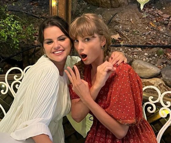 Друг в беде не бросит: Селена Гомес поделилась фотографиями со дня рождения