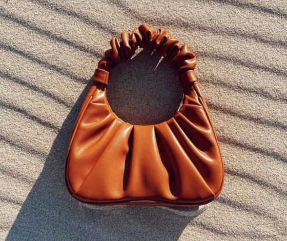 Достойный кандидат на роль it-bag – сумка Gabbi от JW Pei за 5000 рублей