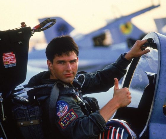 Теперь можно все:  бортпроводникам разрешат иметь татуировки и разноцветные волосы