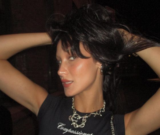 Френч, который делают Белла Хадид и Хейли Бибер: что нужно знать о новом тренде маникюра?